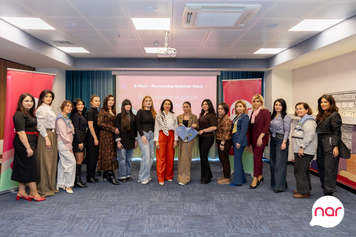 Nar 8 Mart münasibətilə xanım jurnalistləri təbrik etdi