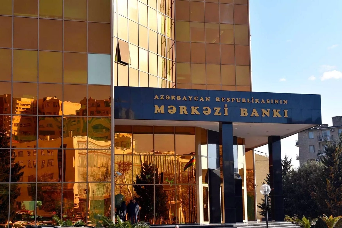 AMB yerli banklara kredit qoyuluşunu 5 dəfədən çox azaldıb AMB yerli banklara kredit qoyuluşunu 5 dəfədən çox azaldıb