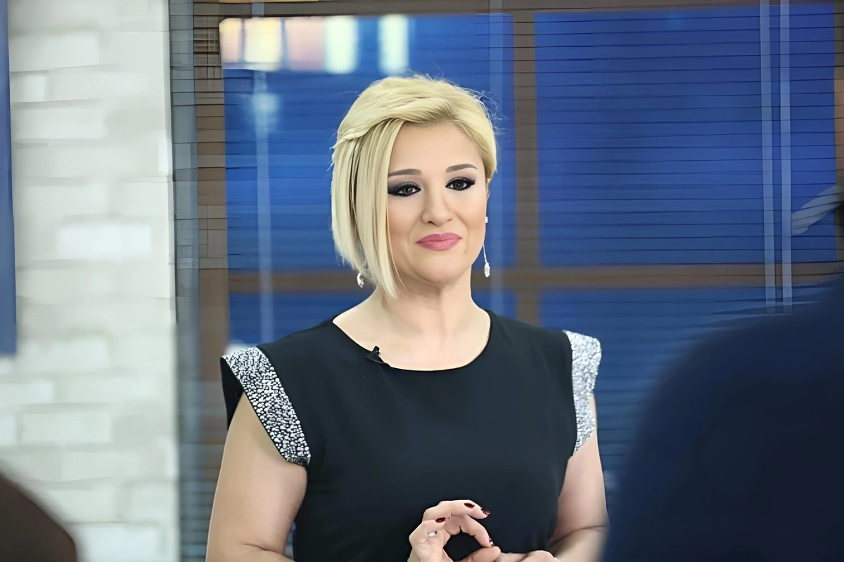 Mətanət Əliverdiyeva: Nə olsun ki, Xalq artistidir, oxuyanda adamın yuxusu gəlir