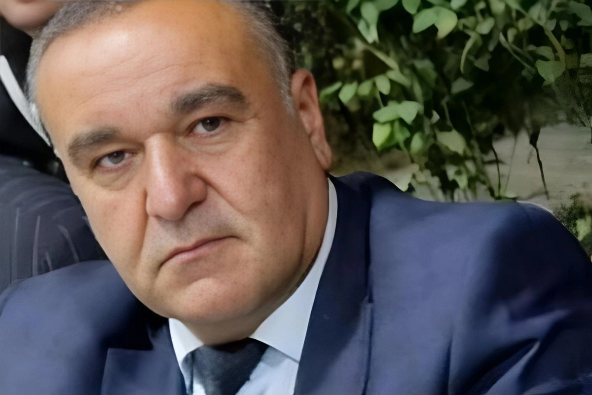 Laçında qardaşı tərəfindən öldürülən müğənni vəzifəli şəxs imiş Laçında qardaşı tərəfindən öldürülən müğənni vəzifəli şəxs imiş
