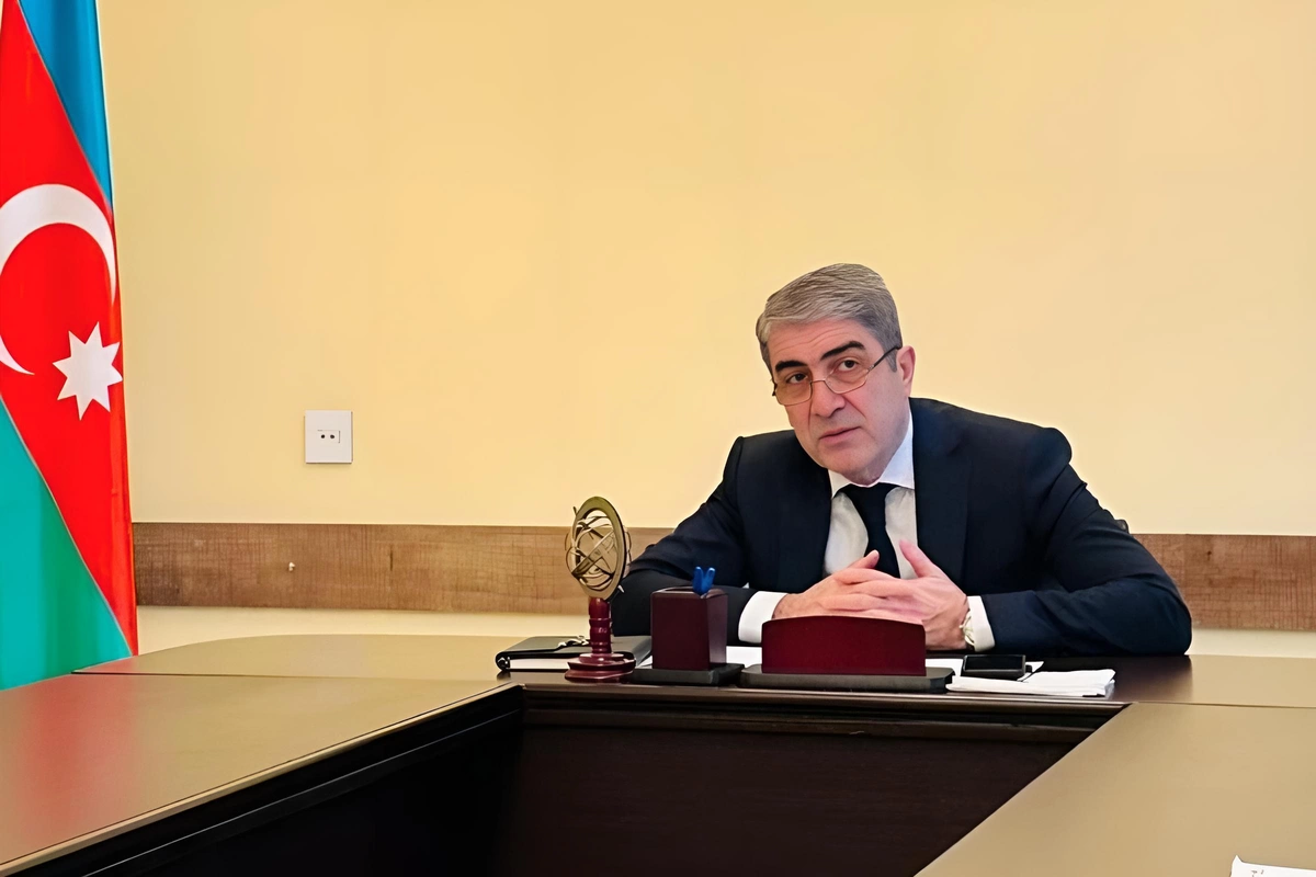 23 ildi müavin işləyirdi, vəzifədən azad edildi