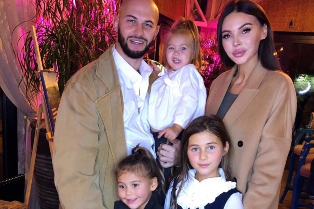 # Crisis in rapper Dzhigan's family: Oksana Samoilova left without a fashion show, and the marriage is on the verge of collapse! # Crisis in rapper Dzhigan's family: Oksana Samoilova left without a fashion show, and the marriage is on the verge of collapse!