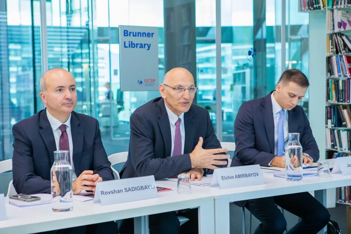 Elçin Əmirbəyov: Sülh sazişiylə cari Ermənistan Konstitusiyası arasında mövcud uyğunsuzluğun aradan qaldırılması prosesin təminatı üçün qaçılmazdır