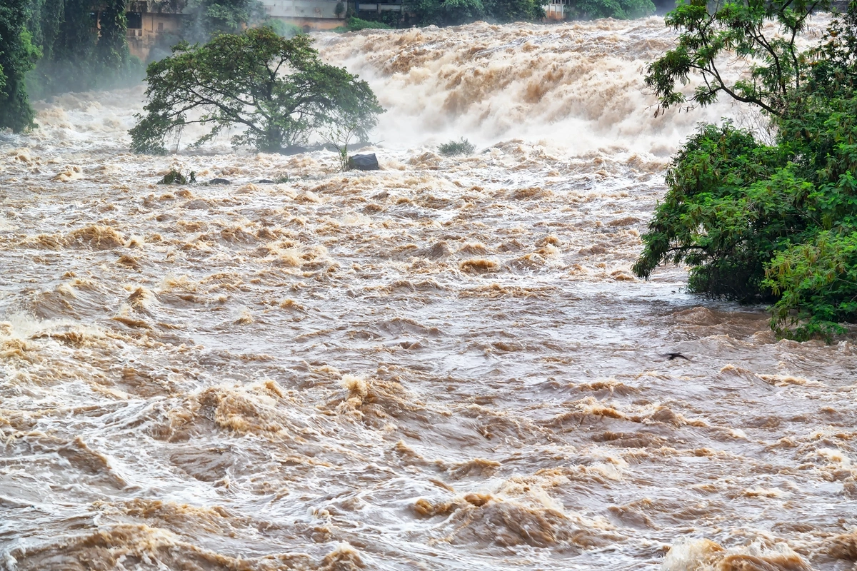 Bad weather in Azerbaijan led to the first death