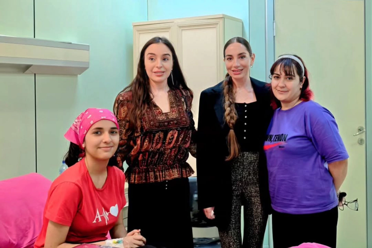 Leyla Əliyeva və Arzu Əliyeva Milli Onkologiya Mərkəzinə baş çəkiblər