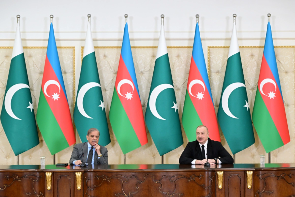 Azərbaycan Prezidenti və Pakistanın Baş naziri mətbuata bəyanatlarla çıxış ediblər