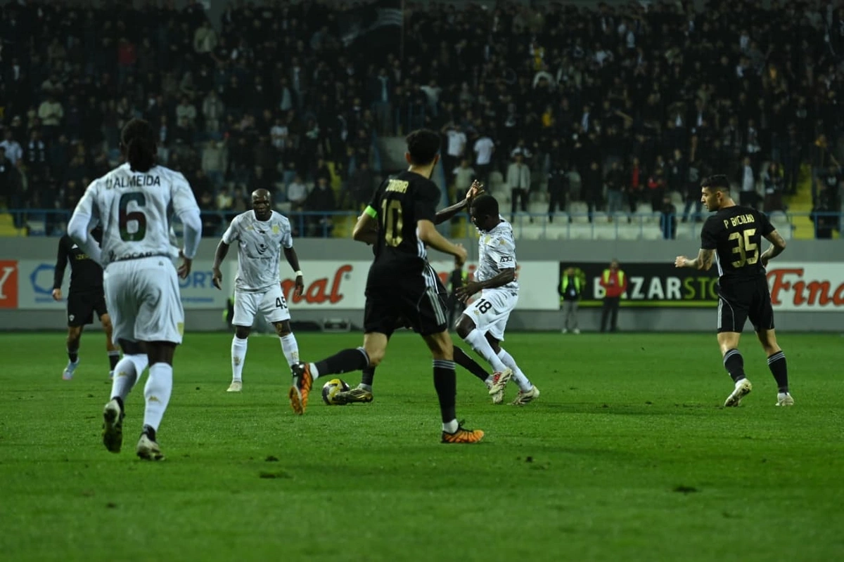 Misli Premyer Liqası: Qarabağdan inamlı qələbə