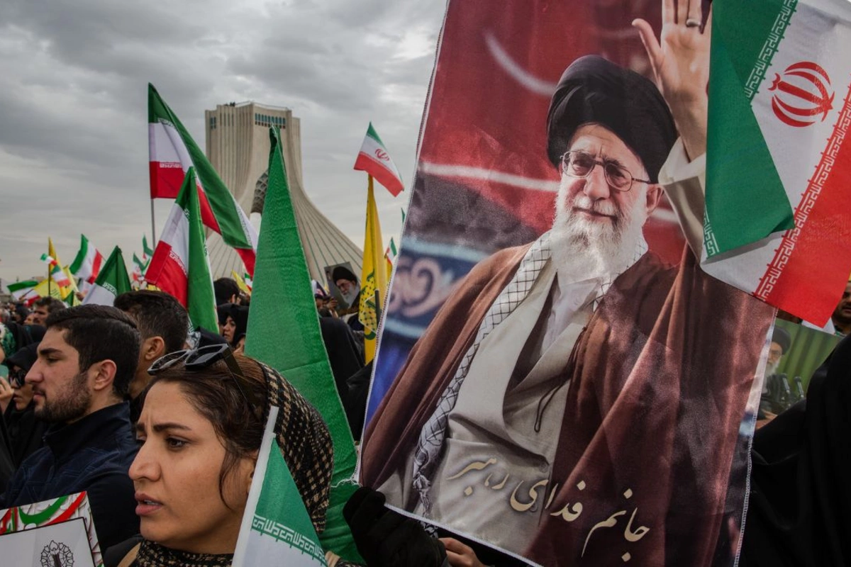 İranda yeni ali lider seçilib