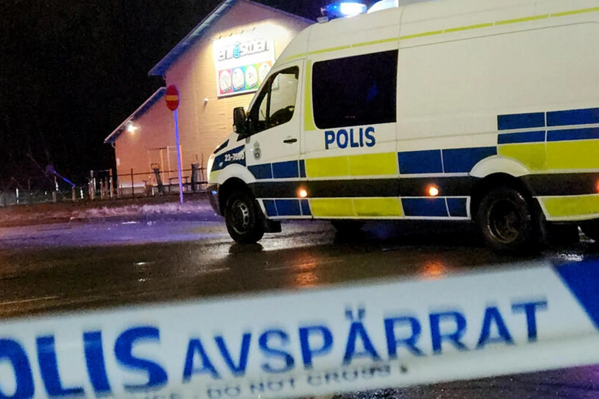 About 10 people died in a shooting near a school in Sweden