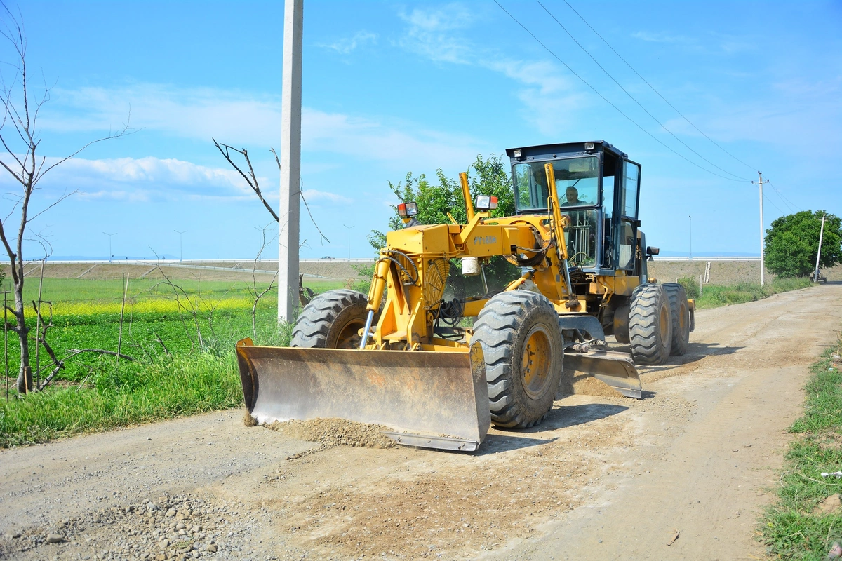 Bu ərazidə yollar TƏMİR OLUNACAQ Bu ərazidə yollar TƏMİR OLUNACAQ