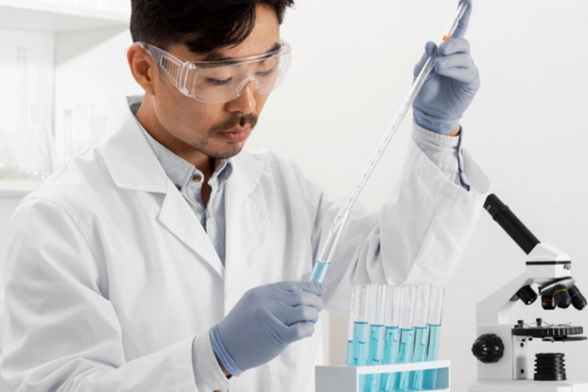 Scientists from China are conducting trials of an inexpensive cancer drug Scientists from China are conducting trials of an inexpensive cancer drug