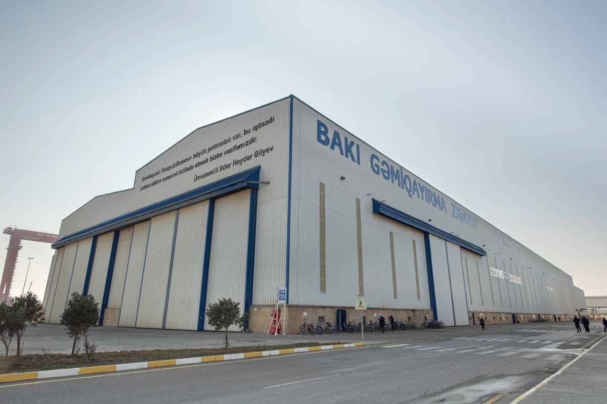 Bakı Gəmiqayırma Zavodu üçün güzəşt və azadolmaların müddəti artırılır Bakı Gəmiqayırma Zavodu üçün güzəşt və azadolmaların müddəti artırılır