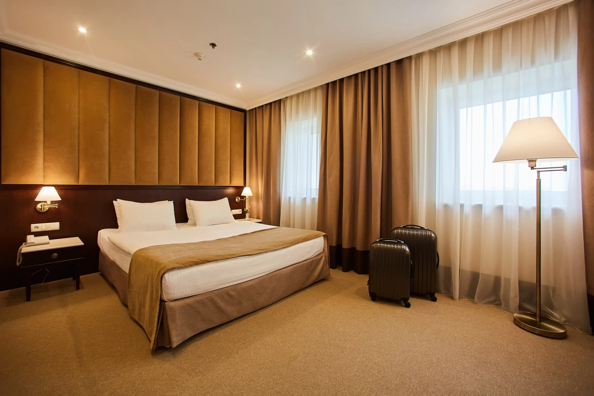 WUF13 zamanı Bakıdakı hotellərdə bir gecə qalmaq 620 manata qədər BAHALAŞIB