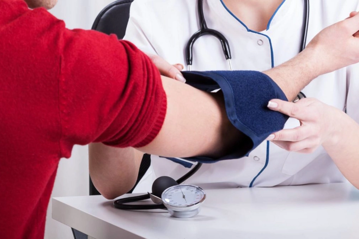 Təzyiqi çox olan insanları izləyən ölüm - Hər an...