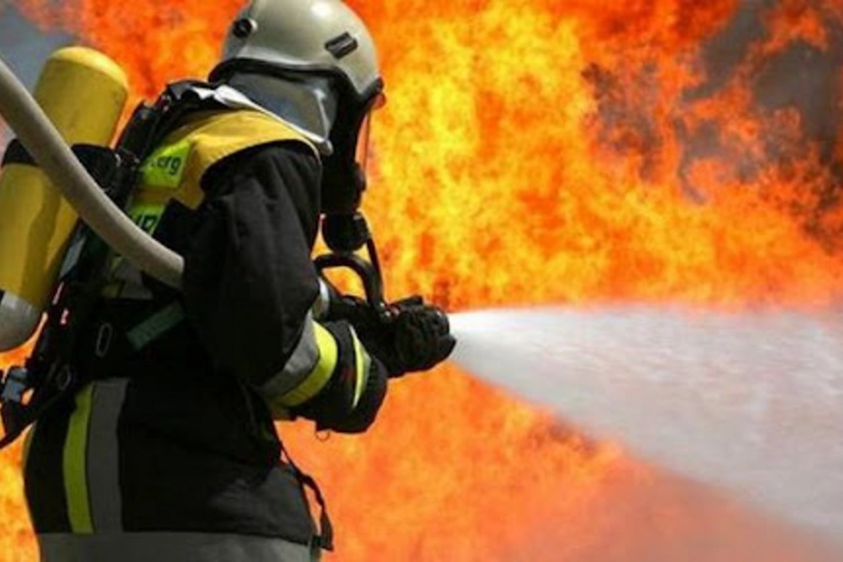 Xırdalanda binada YANĞIN: İki nəfər xəsarət alıb