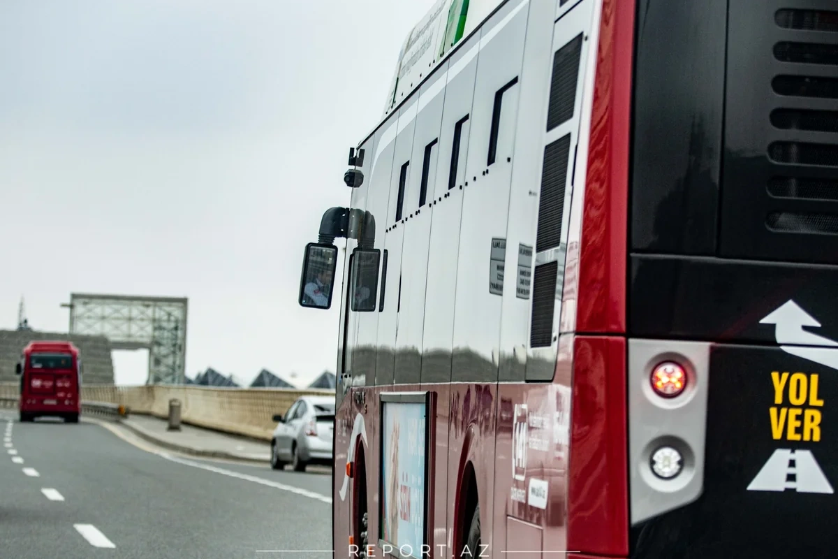 В Баку будет изменена схема движения 10 автобусных маршрутов