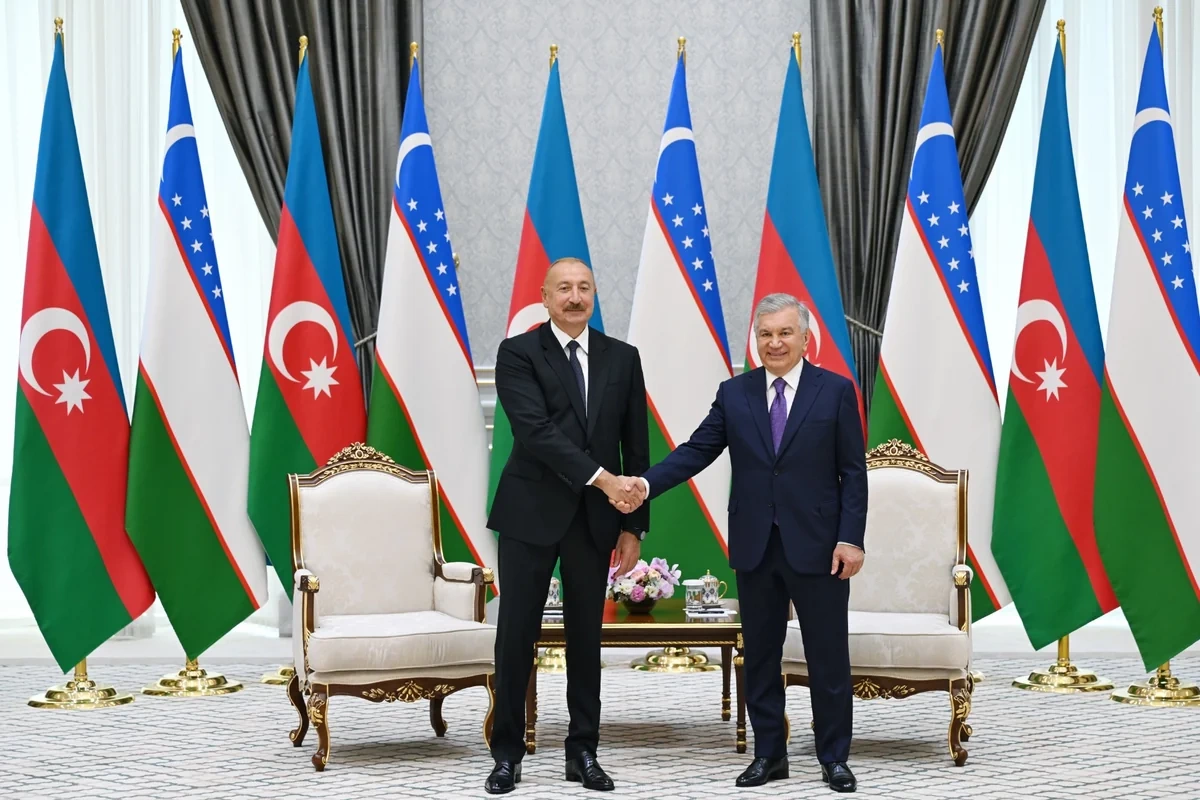 İlham Əliyev Şavkat Mirziyoyevi Azərbaycana səfərə dəvət edib