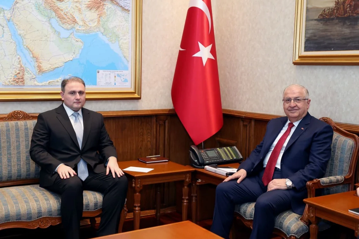 Yaşar Güler azərbaycanlı nazirlə görüşdü