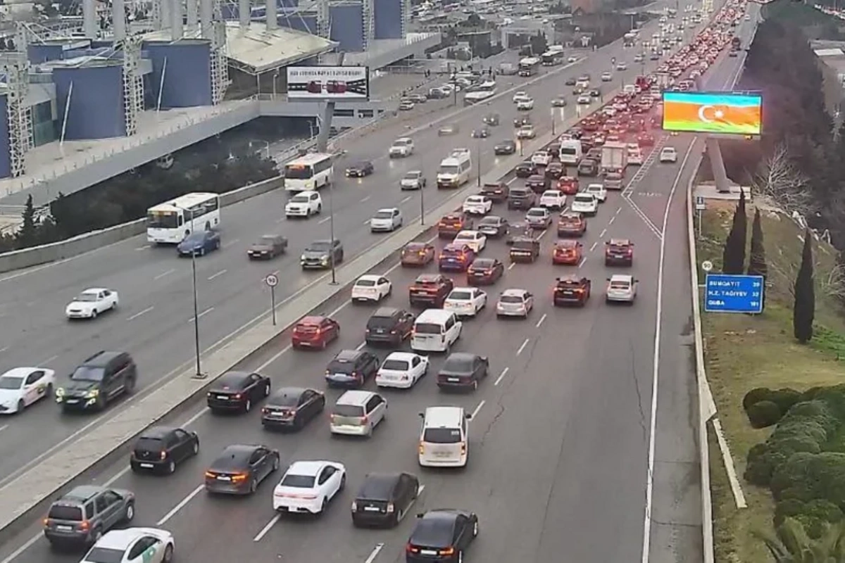 Paytaxtın sıxlıq müşahidə olunan küçələri