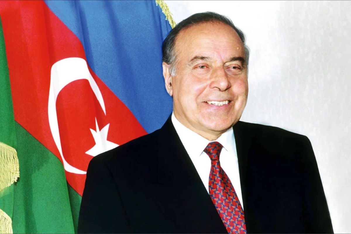 15 İyun milli birliyimizi gücləndirən mühüm tarixi hadisədir - RƏY