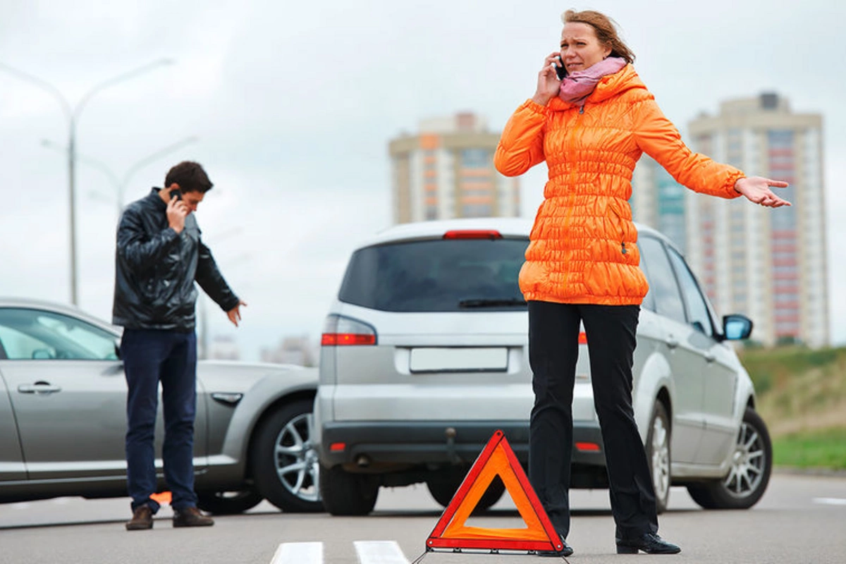 Qəza şəraitində sürücülər necə davranmalıdırlar?