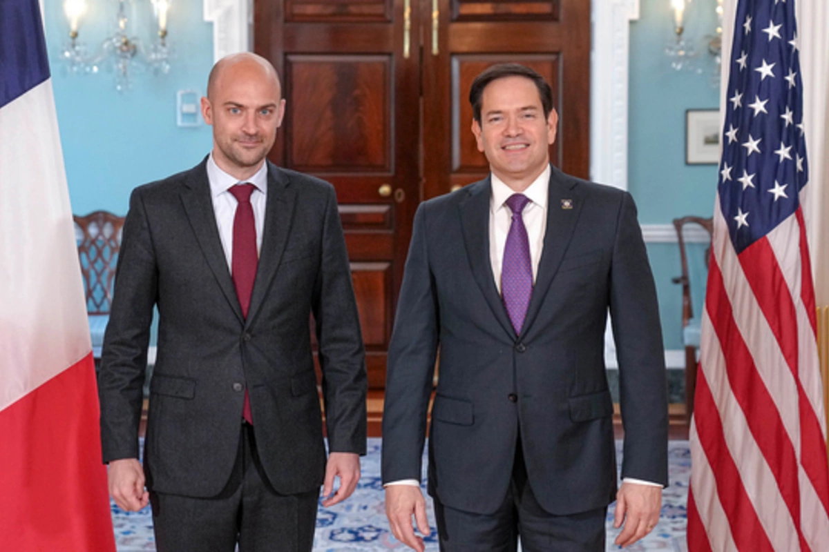Rubio və Barro Azərbaycan-Ermənistan münasibətlərinin nizamlanmasını müzakirə ediblər Rubio və Barro Azərbaycan-Ermənistan münasibətlərinin nizamlanmasını müzakirə ediblər