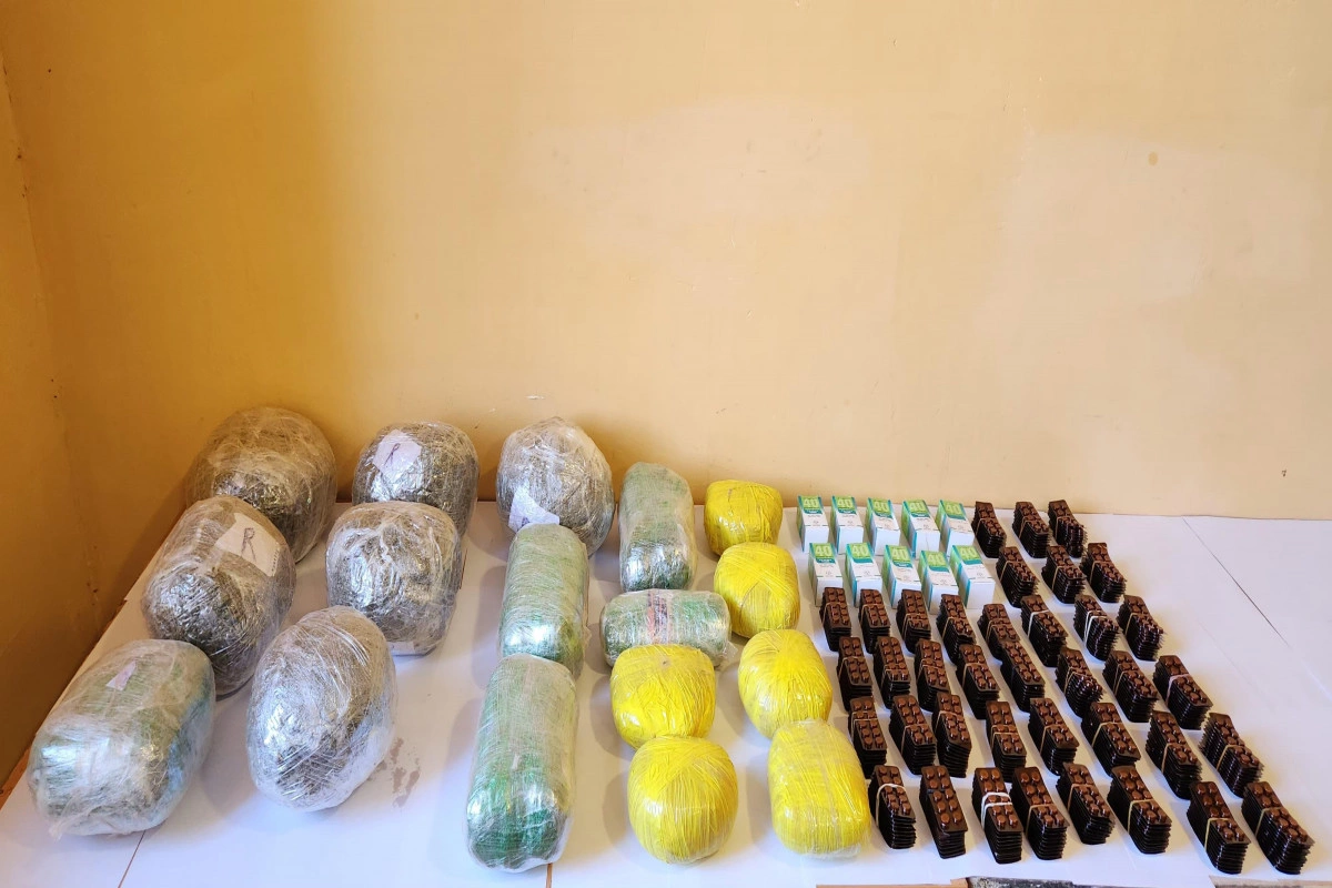 İrandan külli miqdarda narkotik vasitənin ölkəyə keçirilməsinin qarşısı alınıb İrandan külli miqdarda narkotik vasitənin ölkəyə keçirilməsinin qarşısı alınıb