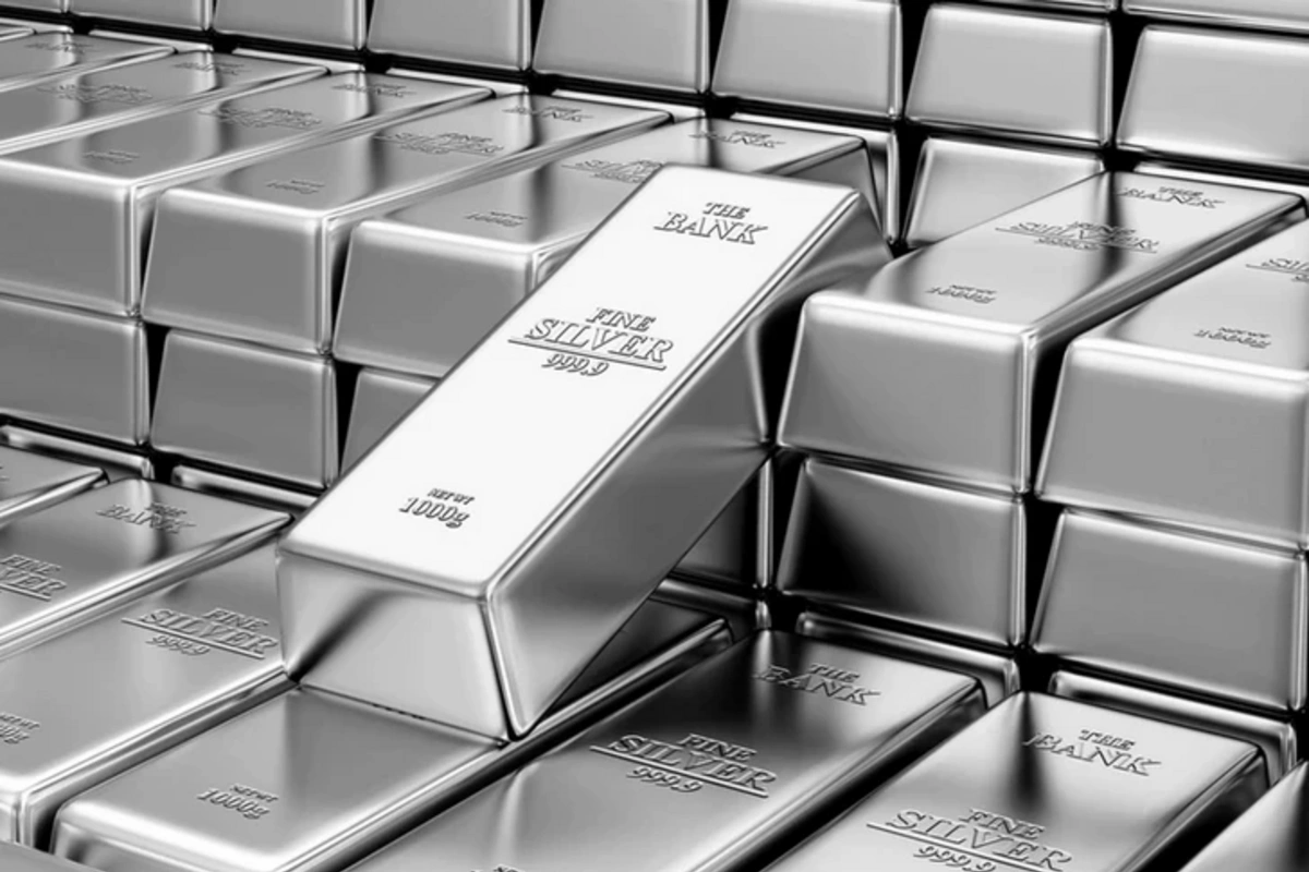 Silver hits all price records