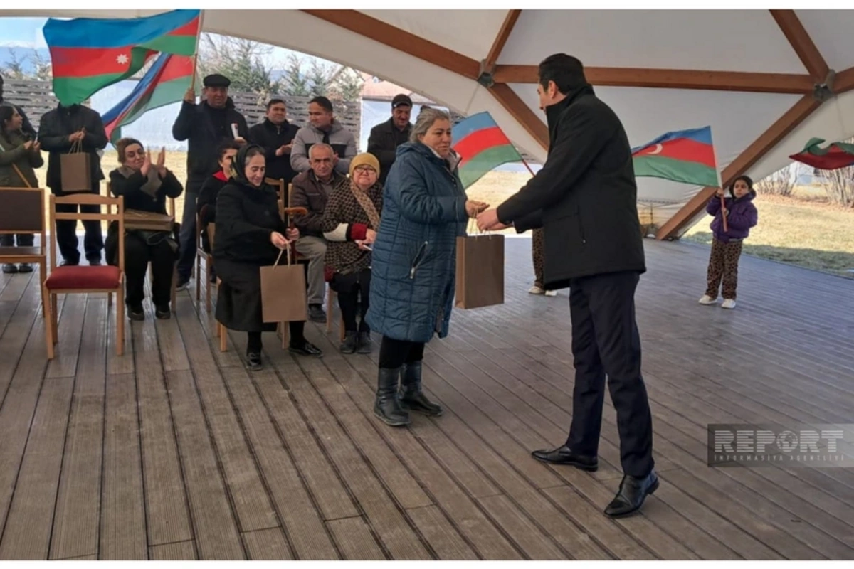 Kərkicahan, Xanyurdu və Təzəbinəyə köçən ailələrə mənzillərin açarları təqdim edilib