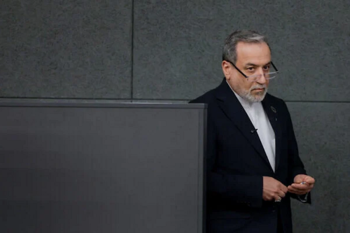 Abbas Əraqçi: Rəsmi Tehran atəşkəs tələb etməyib, müharibənin sonu qəti olmalıdır