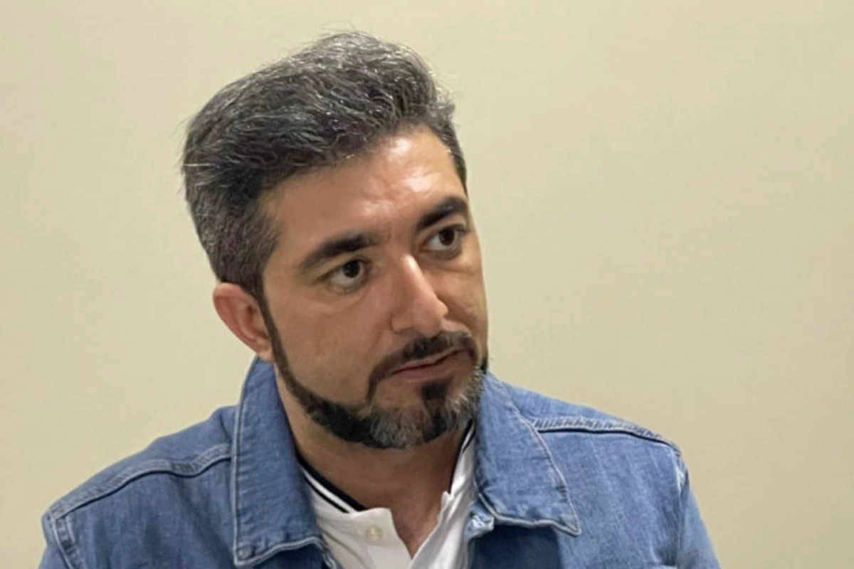 Beyninə qan sızan aktyor sabah xəstəxanadan evə buraxılacaq Beyninə qan sızan aktyor sabah xəstəxanadan evə buraxılacaq