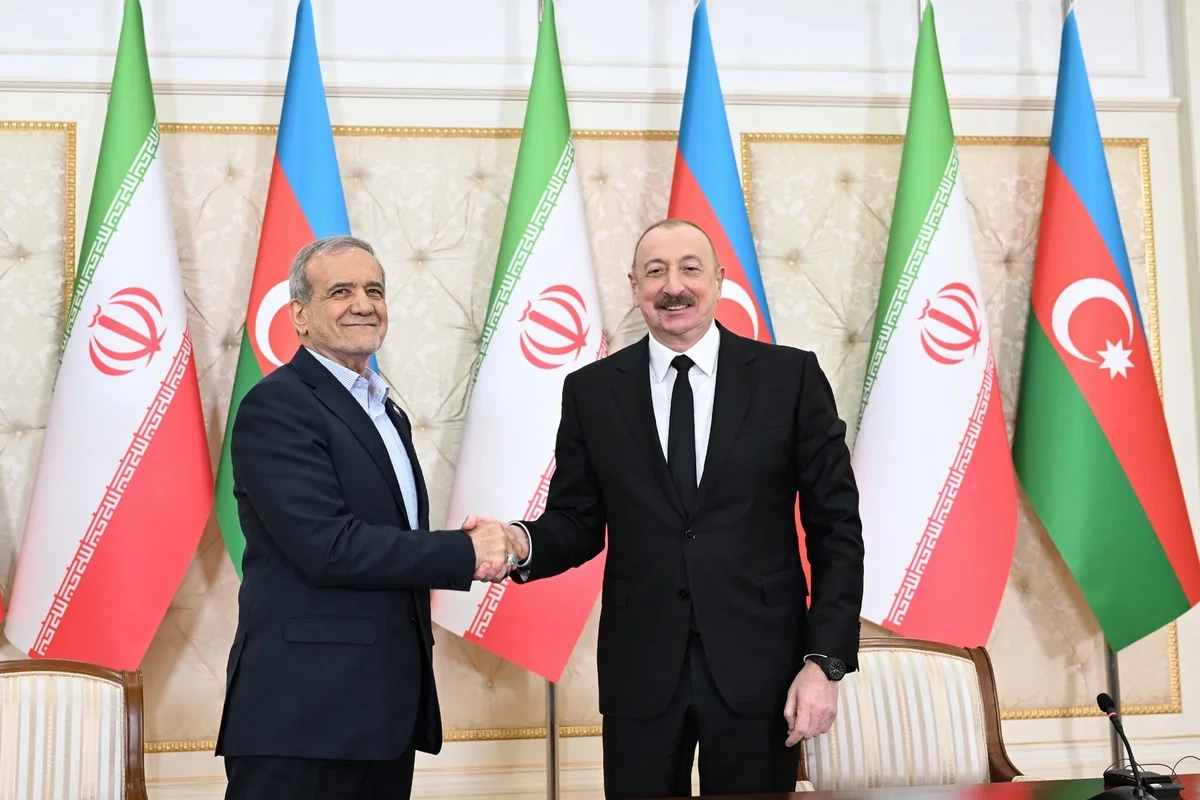 İlham Əliyev Azərbaycan haqqında söylədiyi xoş sözlərə görə Məsud Pezeşkiana təşəkkür edib