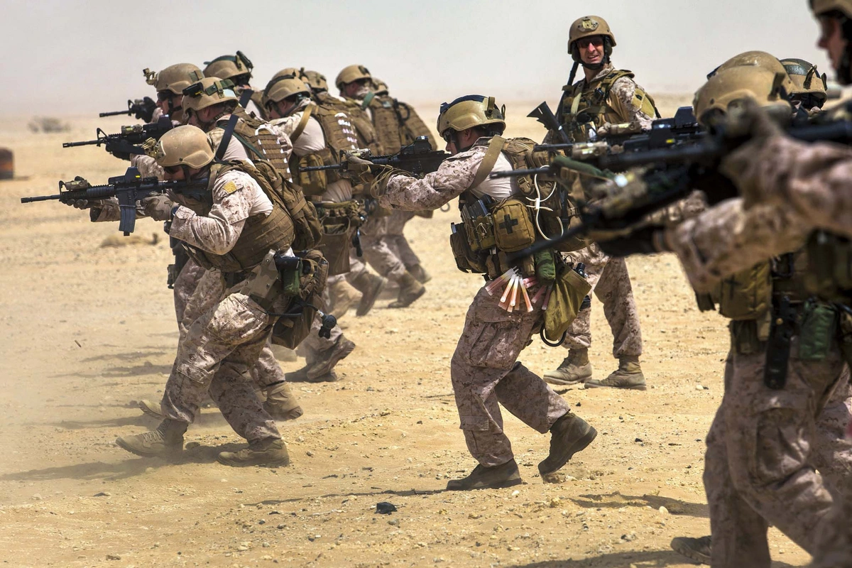 Qətər MN: İranın 17 raketi və 6 PUA-su vurulub