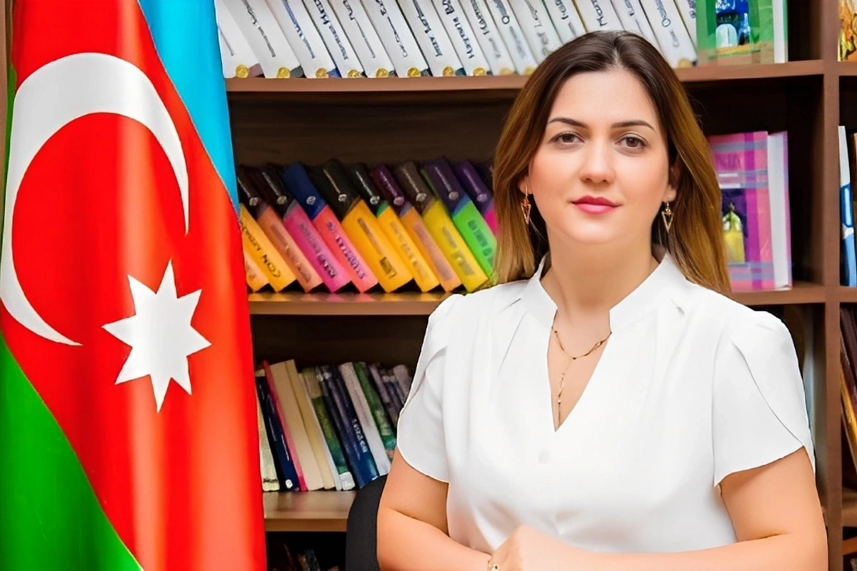 3 yaşlı qızına görə işdən çıxan məktəb direktoru - Mənə Könül bibi deyir 3 yaşlı qızına görə işdən çıxan məktəb direktoru - Mənə Könül bibi deyir