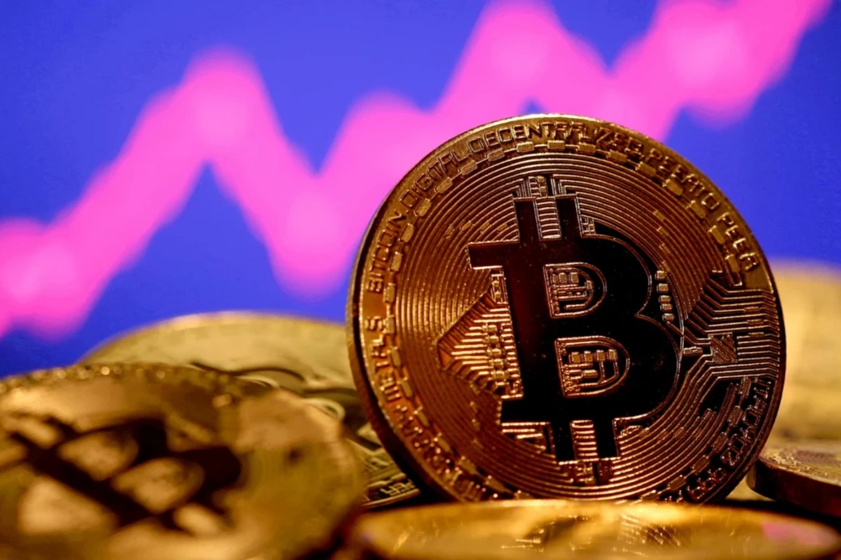 Bitkoin son iki ayın minimum səviyyəsinə enib