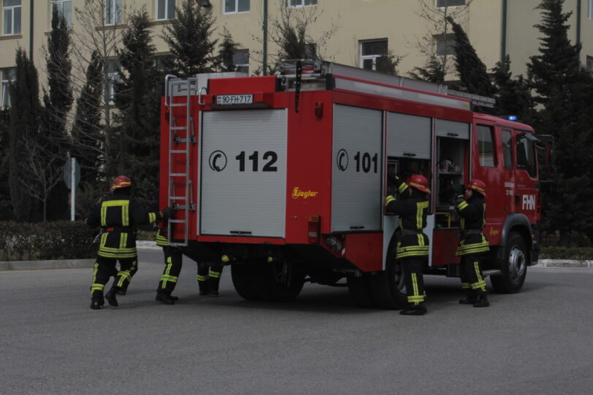 МЧС Азербайджана готово присоединиться к спасательной операции в Грузии