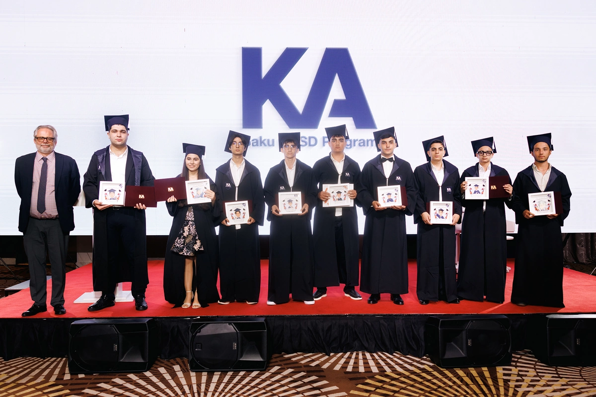 Kanada Azərbaycan Məktəbi 2026-cı il məzunlarını təntənəli mərasimlə yola salıb