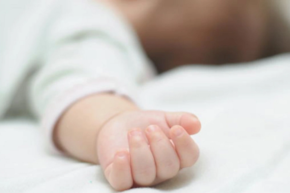 Xaçmazda evdə doğulan körpə öldü