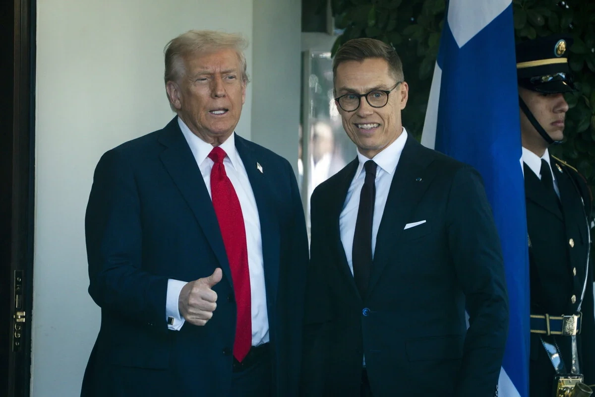 Stubb və Tramp NATO ilə bağlı məsələləri müzakirə ediblər