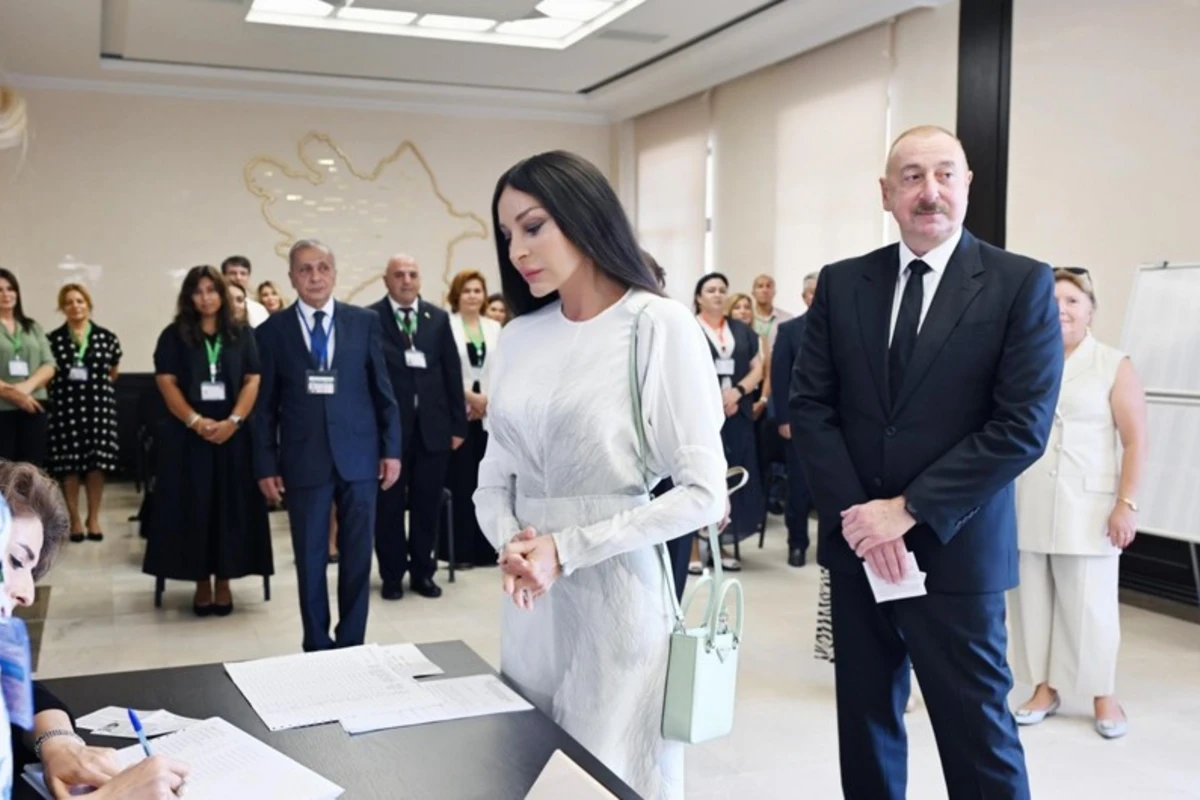 Mehriban Əliyeva seçkilərdə səs verməsi ilə bağlı paylaşım edib