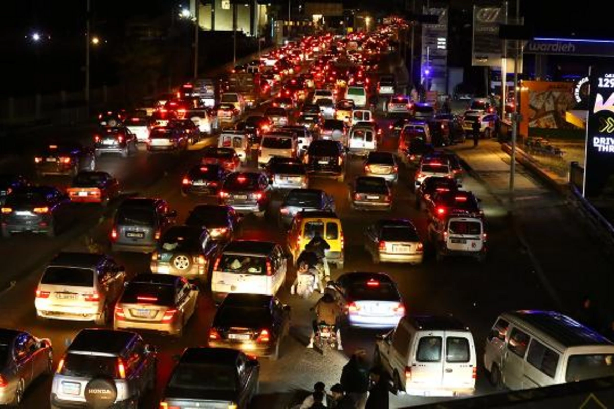 İsrail Livanda 50-dən çox yaşayış məntəqəsinə xəbərdarlıq edib