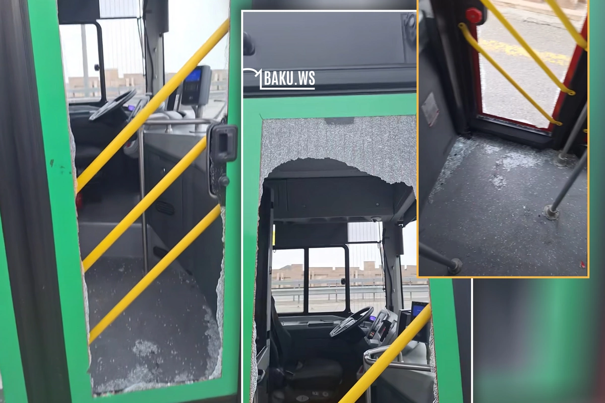 BakuBus sürücüsü avtobusu dəmir maneəyə çırpıb - Şüşəsi qırılıb