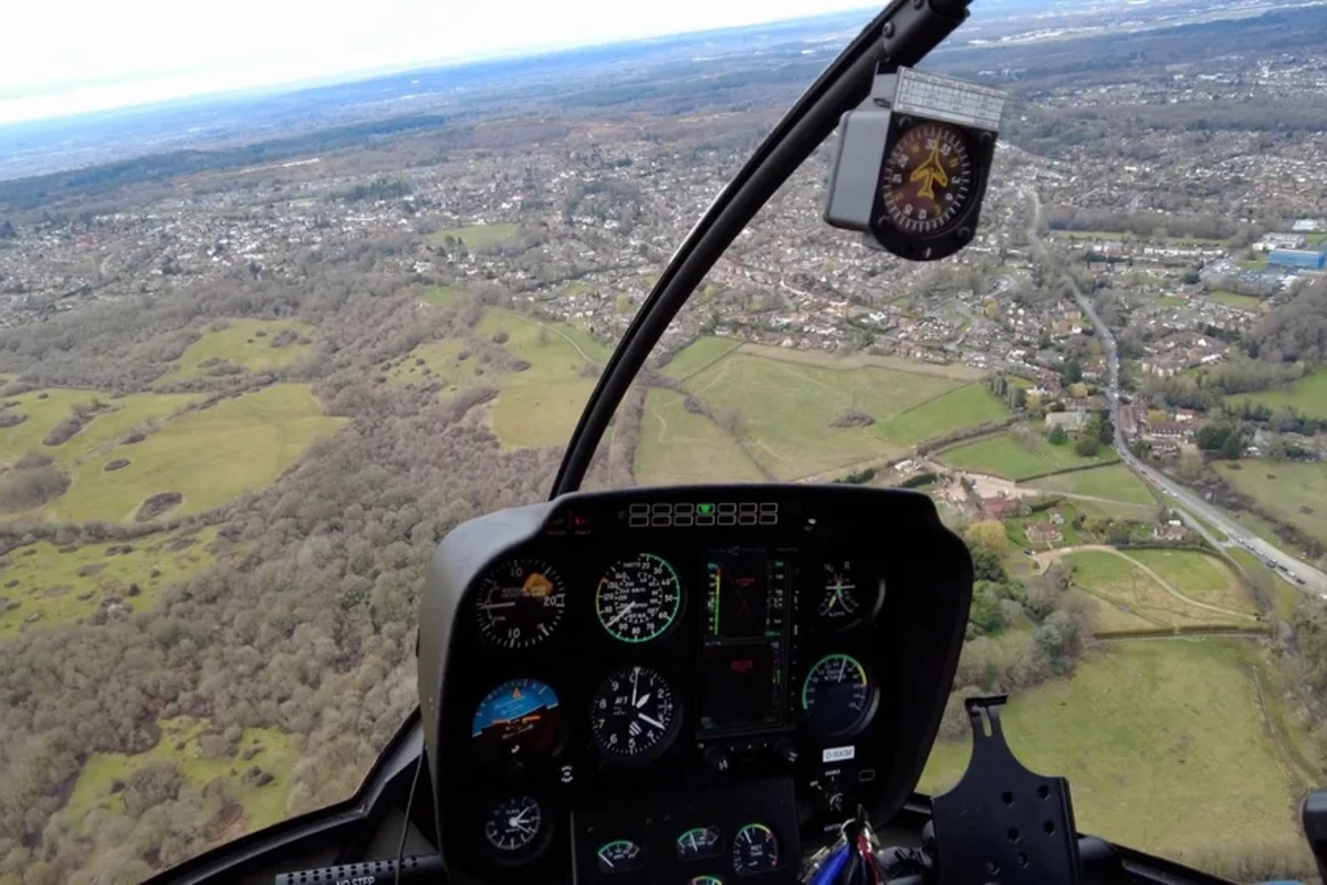 Вертолет с туристами разбился в Дагестане, погибли четыре человека