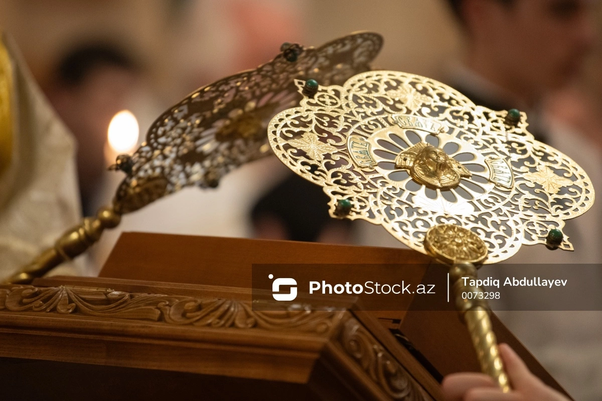 Bu gün dünya pravoslavları Milad bayramını qeyd edir