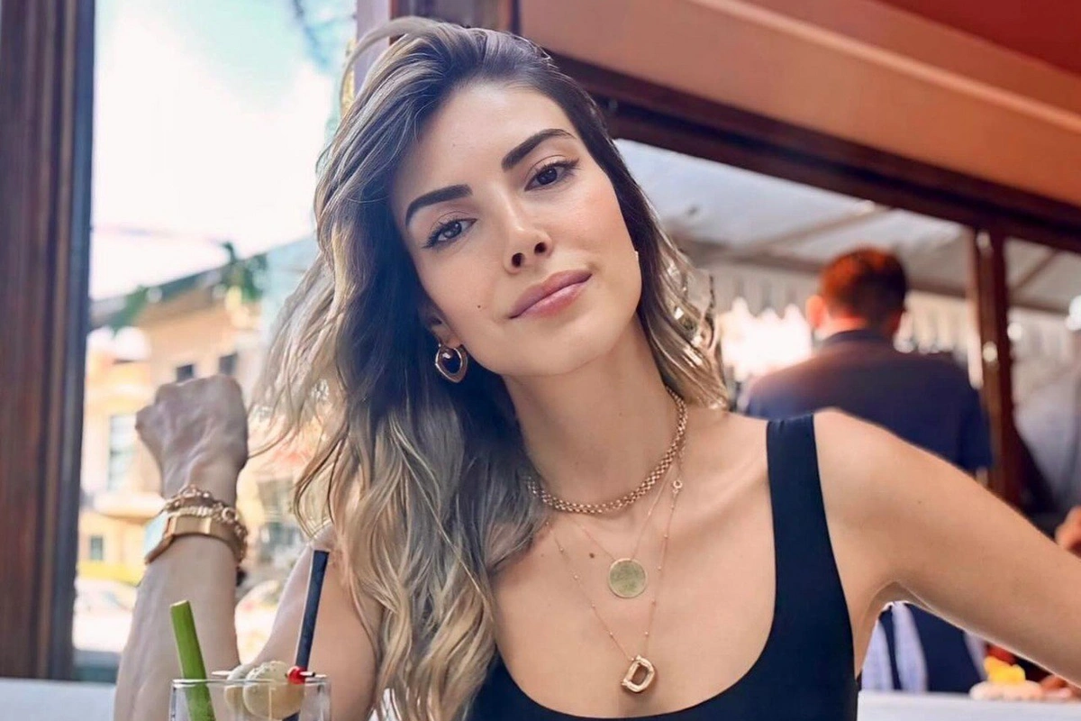 Deniz Baysal: Uşaq dünyaya gətirmirəm, bu mənim bədənimdir Deniz Baysal: Uşaq dünyaya gətirmirəm, bu mənim bədənimdir