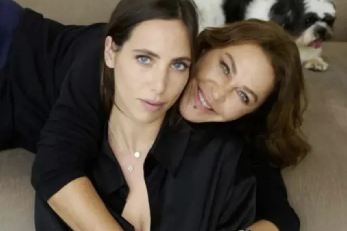 Hülya Avşar: Artıq nənə olmaq istəyirəm