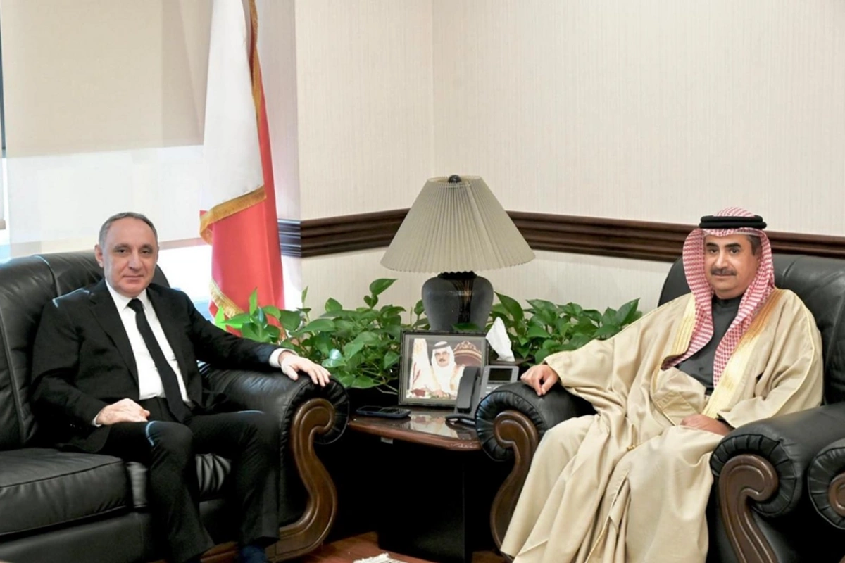 Kamran Əliyev Bəhreynə işgüzar səfər edib