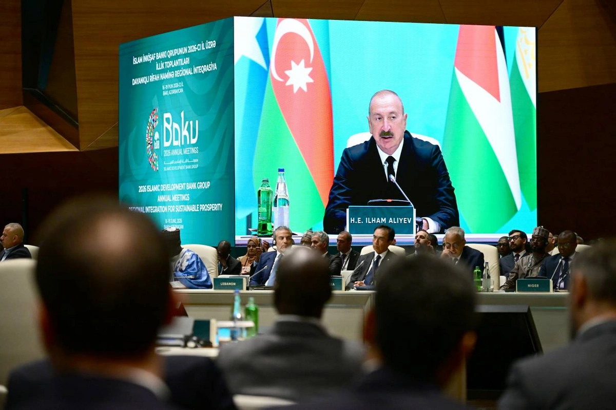 İlham Əliyev: Azərbaycanı açıq dənizə çıxışı olmayan ölkədən beynəlxalq daşımalar qovşağına çevirməyə çalışırıq