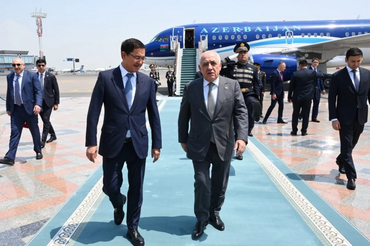 Əli Əsədov Özbəkistanda səfərdədir Əli Əsədov Özbəkistanda səfərdədir