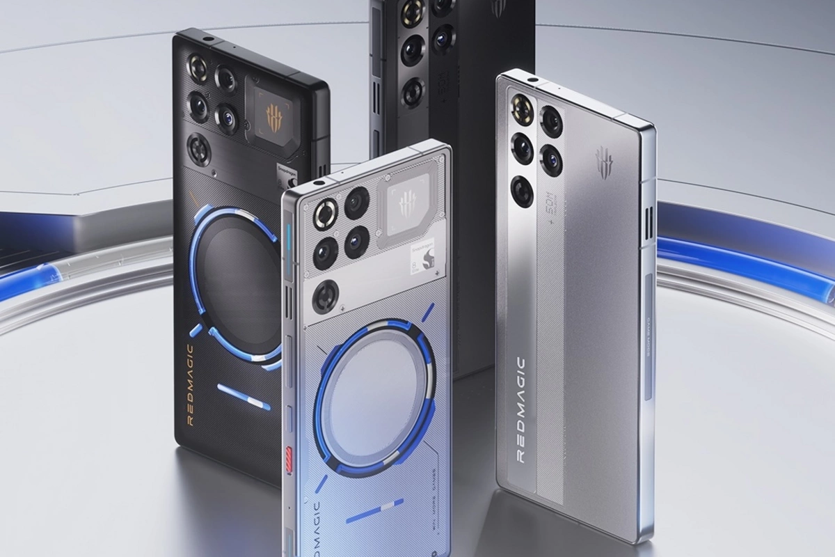 Dünyanın ən güclü 10 smartfonunun adı açıqlanıb